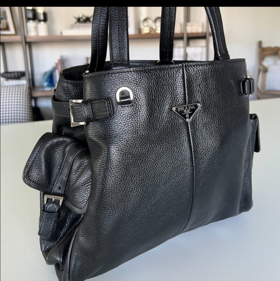 Prada Handbags - 🎊🎊TRADED🎊🎊Designer PRADA Leather Handbag with Side Pocket